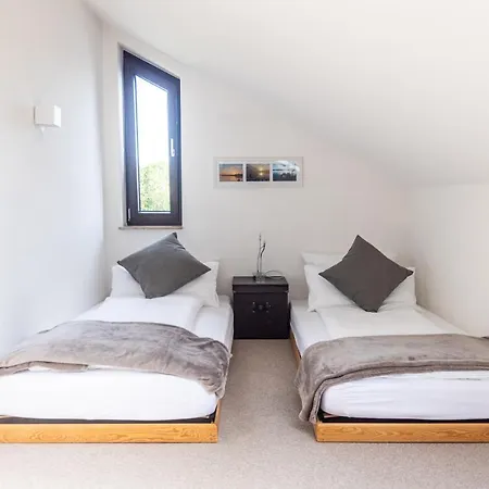 Penthouse Weitblick Mit Berg Und Seesicht